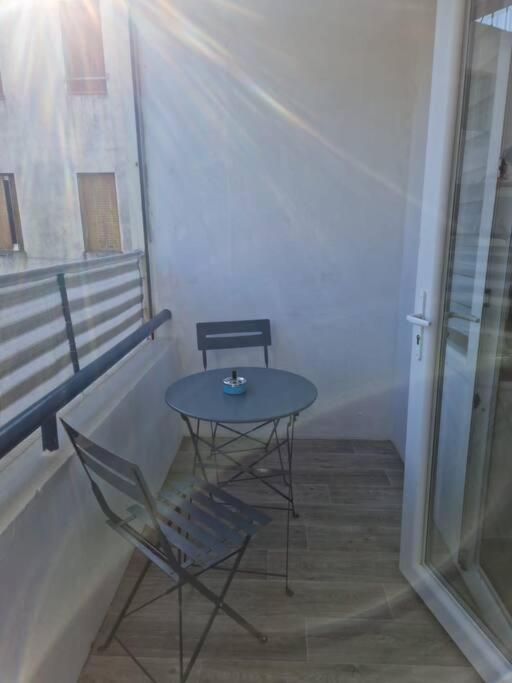 Lou Gardian Lägenhet Arles Exteriör bild
